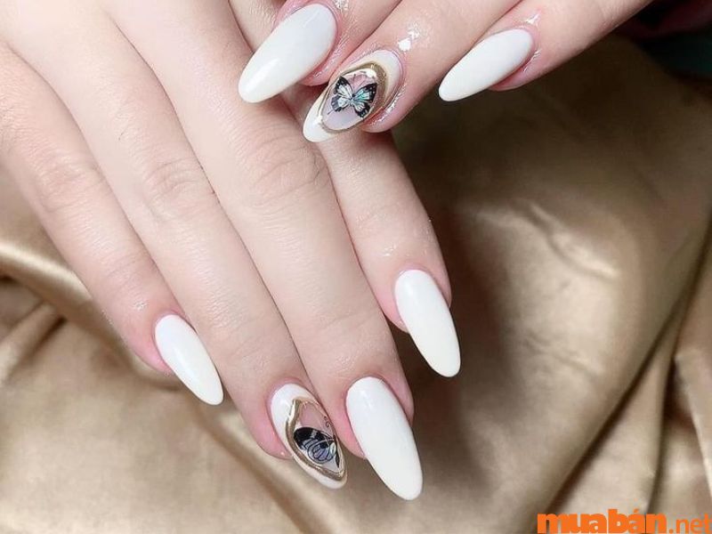 101+ mẫu nail trắng đính đá đẹp và không bị lỗi thời