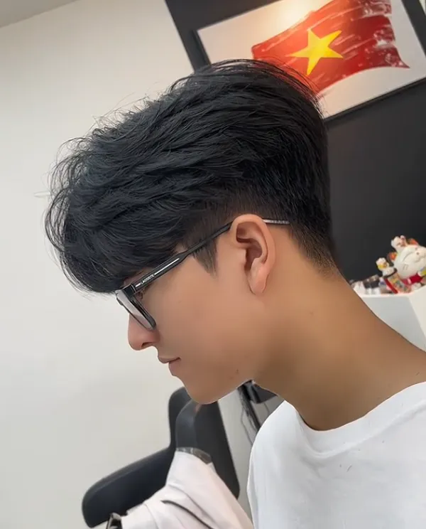 Mê đắm với kiểu tóc Side Part 6 4 được nhiều gen Z săn đón