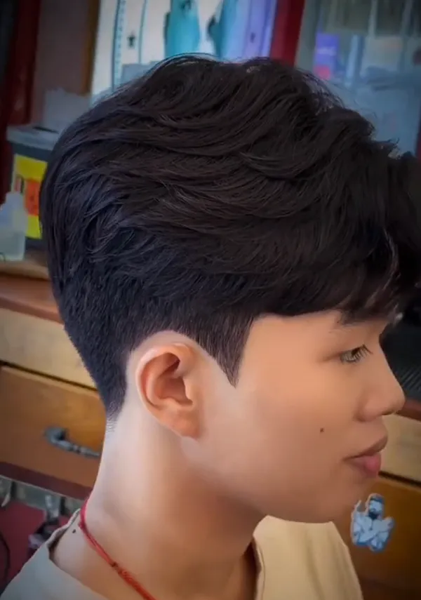 Mê đắm với kiểu tóc Side Part 6 4 được nhiều gen Z săn đón