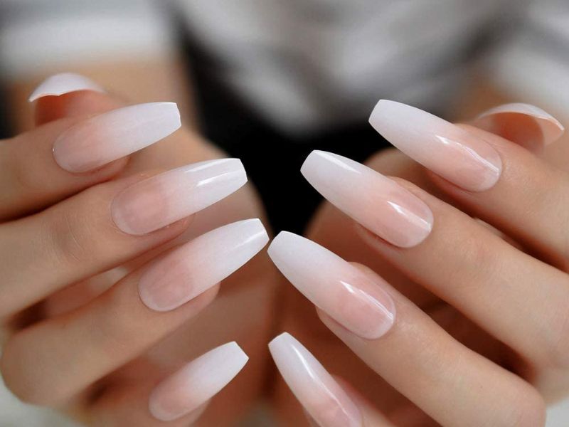 Top 10+ mẫu nail cô dâu màu trắng sang trọng nhất hiện nay