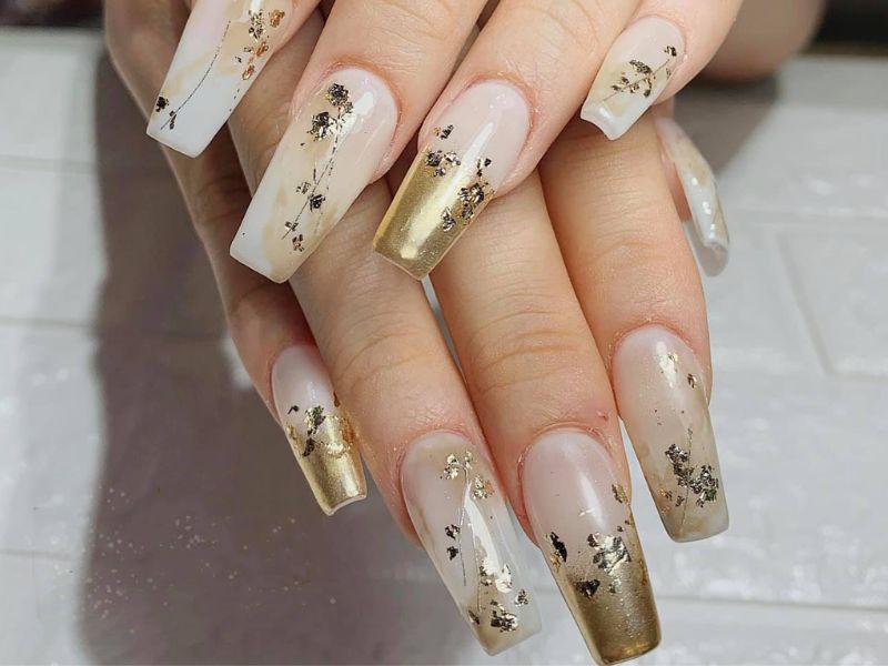 Top 10+ mẫu nail cô dâu màu trắng sang trọng nhất hiện nay