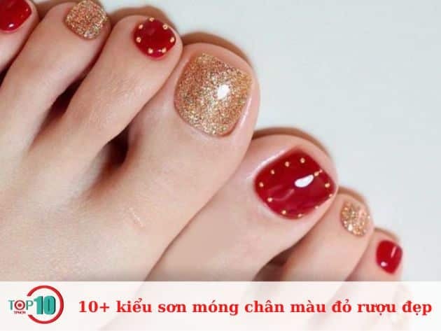 15 kiểu sơn móng chân màu đỏ rượu đẹp và thời thượng hiện nay