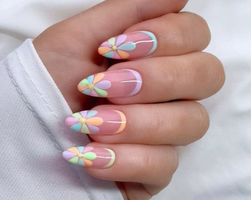 Bộ Sưu Tập Mẫu Nail Hoa Cúc Đơn Giản Mà Vẫn Nổi Bật