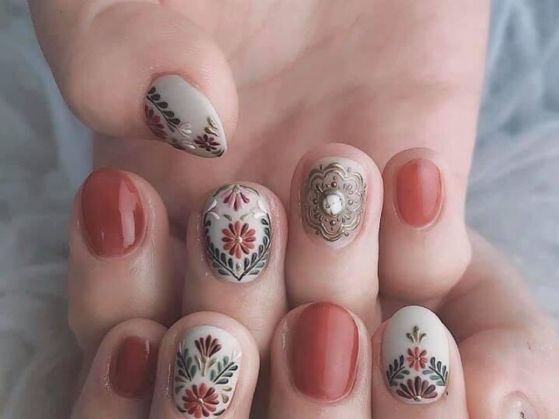 Bộ Sưu Tập Mẫu Nail Hoa Cúc Đơn Giản Mà Vẫn Nổi Bật