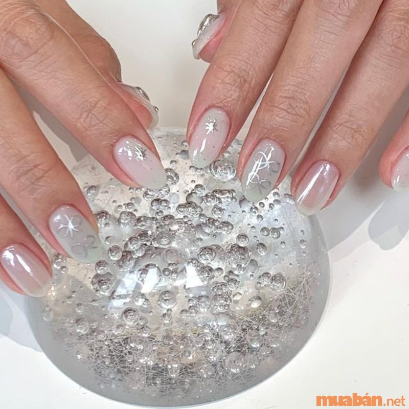 Top 10 mẫu nail cô dâu màu trắng nhẹ nhàng, sang trọng