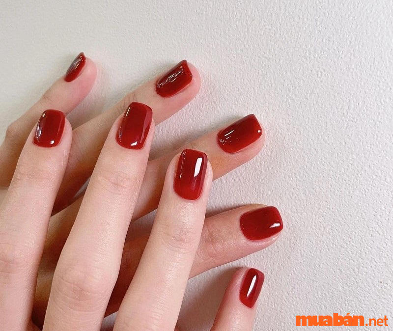 Top 16 mẫu nail màu đỏ rượu quyến rũ, sang trọng