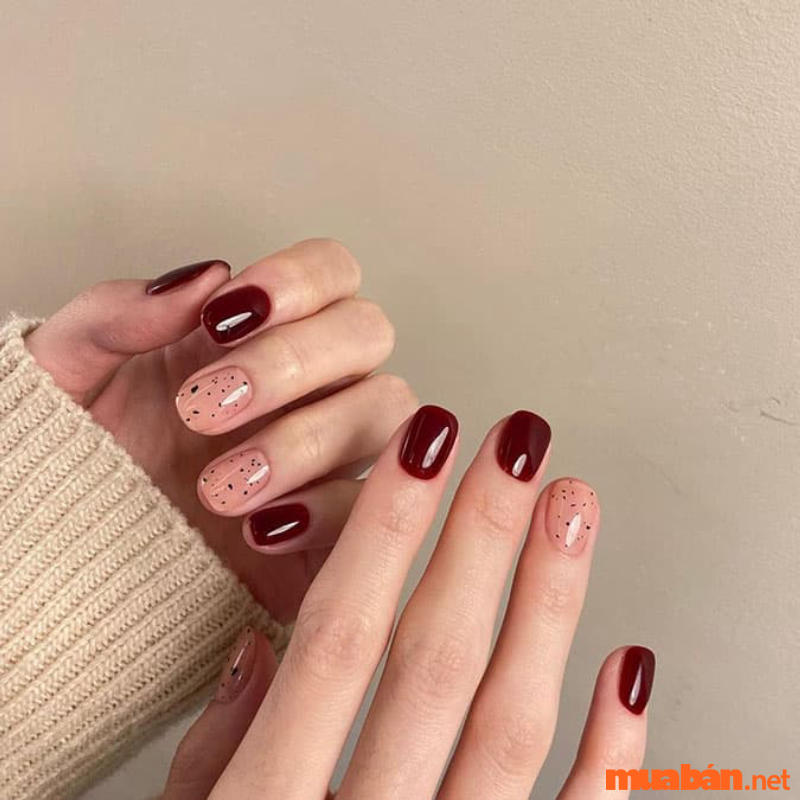 Top 16 mẫu nail màu đỏ rượu quyến rũ, sang trọng