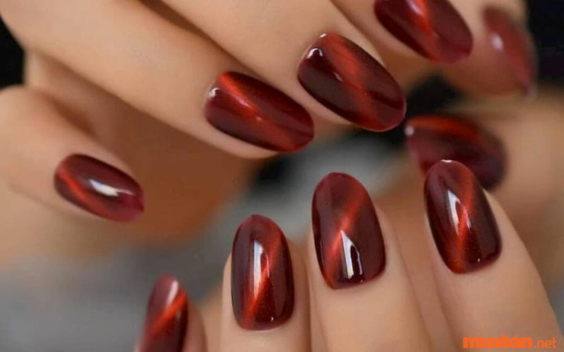 Top 16 mẫu nail màu đỏ rượu quyến rũ, sang trọng