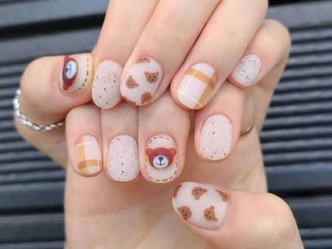 Top 50 mẫu nail Gấu Brown dễ thương cho phái đẹp