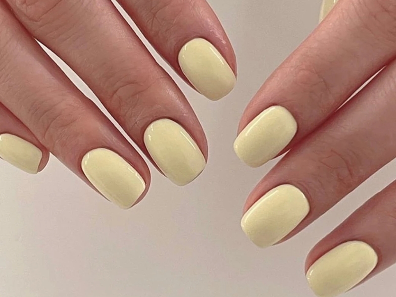 15+ Mẫu Nail Màu Vàng Đẹp Sang Chảnh Cho Chị Em