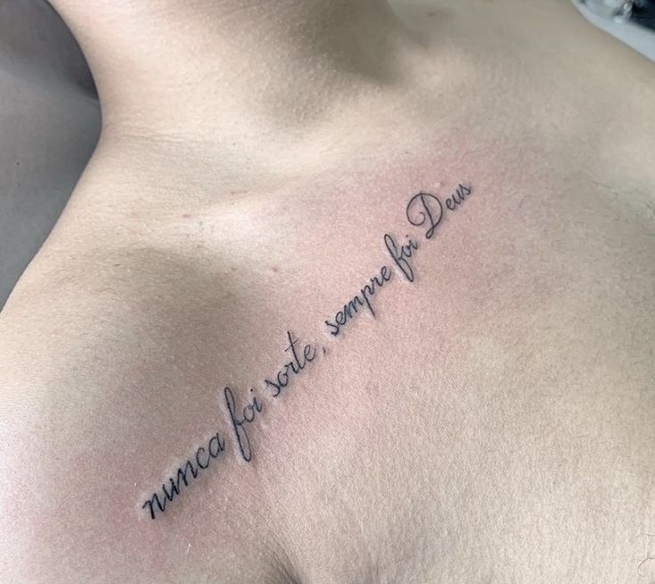 Tổng hợp 888+ hình xăm chữ ở vai độc đáo và ấn tượng - Genztattoo