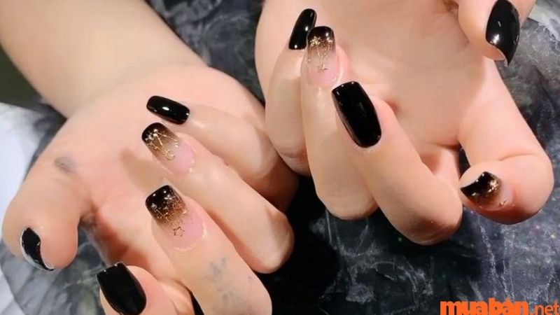 101+ Mẫu nail màu đen thời thượng, cá tính cho các nàng sành điệu