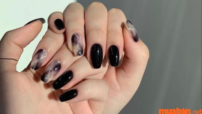 101+ Mẫu nail màu đen thời thượng, cá tính cho các nàng sành điệu