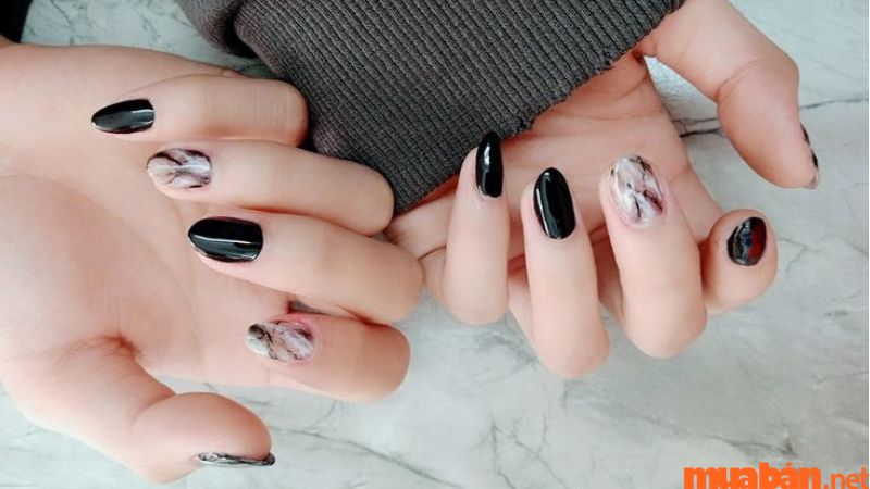 101+ Mẫu nail màu đen thời thượng, cá tính cho các nàng sành điệu