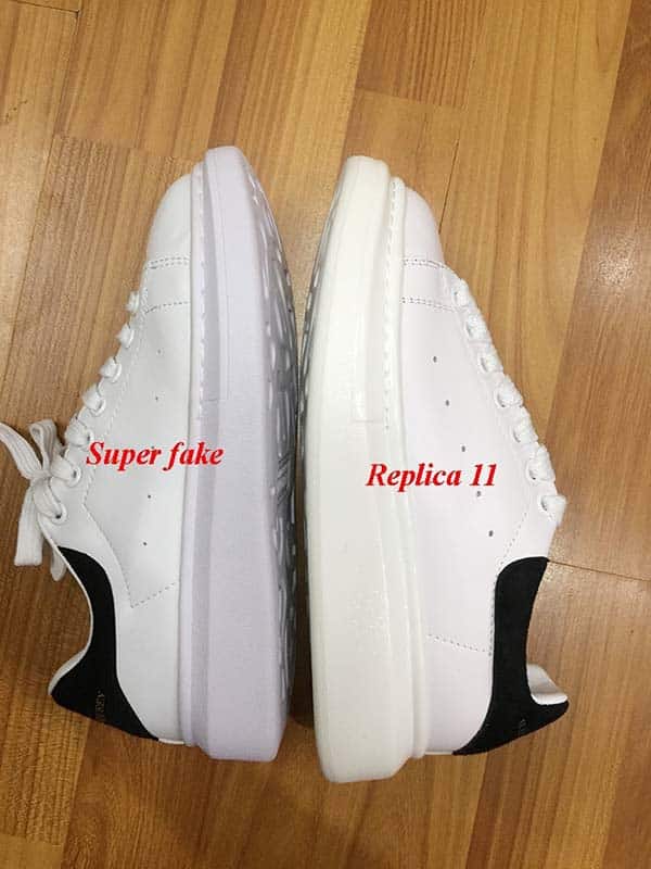 Hàng Authentic là gì? Cách phân biệt Auth, Fake, Replica đơn giản nhất