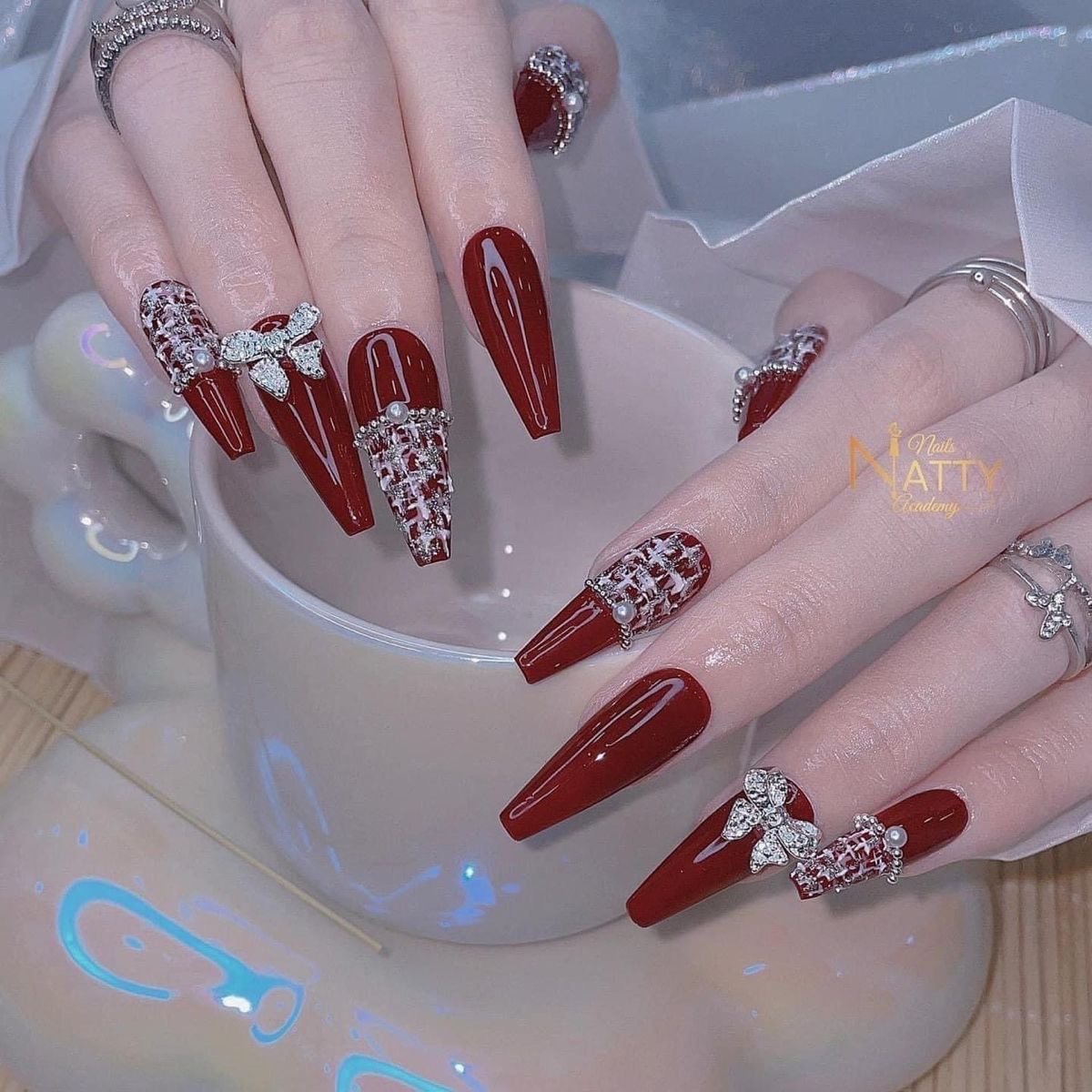 Mẫu Nail Đỏ Tết - Dịch Vụ Tại Nhà Hà Nội