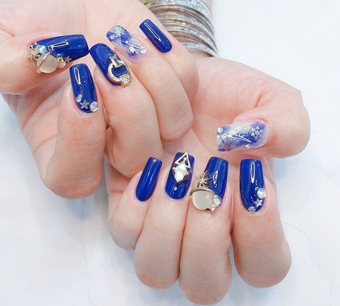 55+ Mẫu nail màu xanh dương nhạt: Làm đẹp nhẹ nhàng, cuốn hút cho phái đẹp