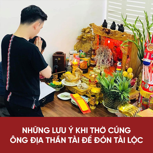 Có nên nhặt Ông Địa Thần Tài ở ngoài đường về không?